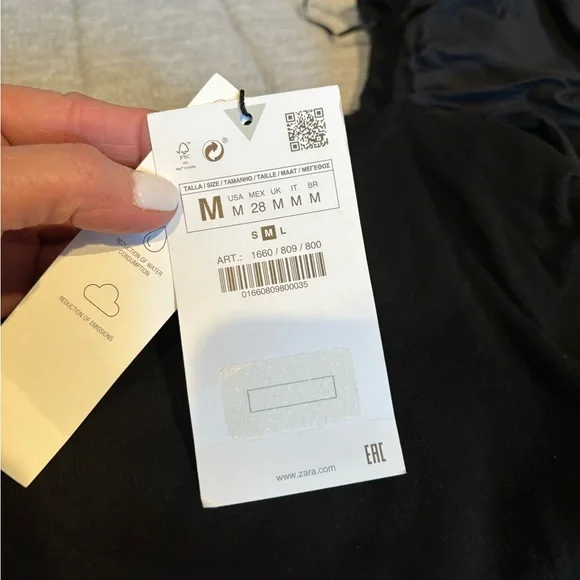 Women's Black Zara Cropped Top - Size Medium NWT - Picture 4 of 13